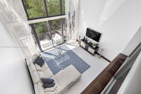 6000 Collins Ave 326 Miami Beach FL 33140