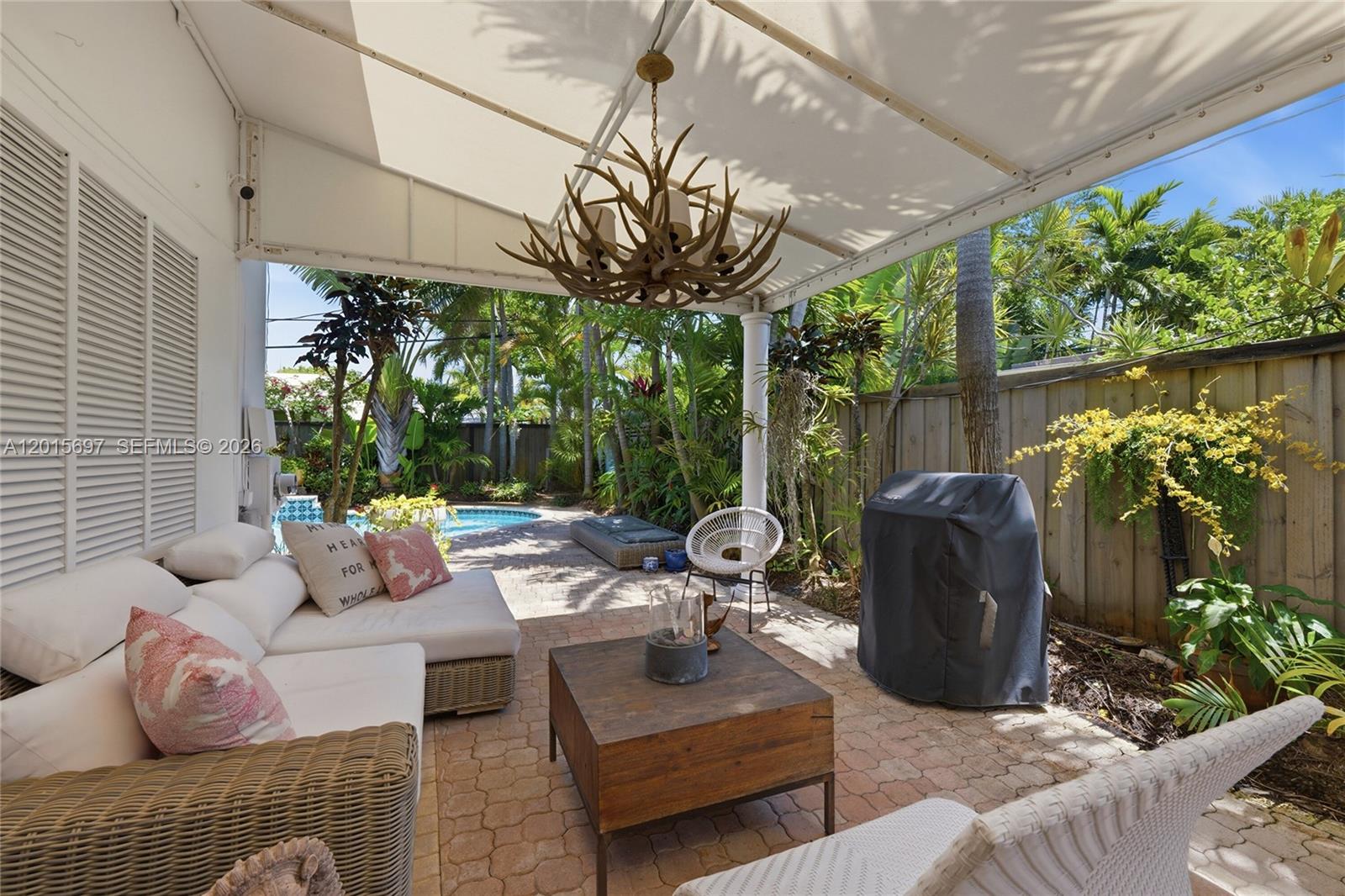 VICTORIA PARK CORR AMEN P - Residential