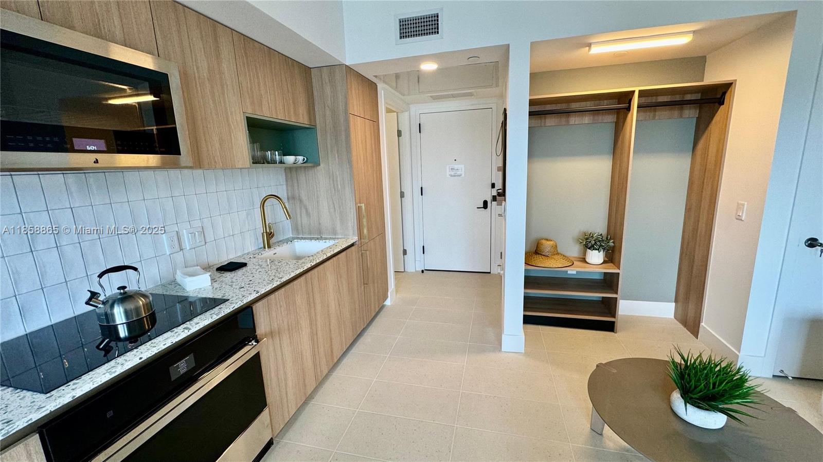 159 NE 6TH STREET CONDO - Residential