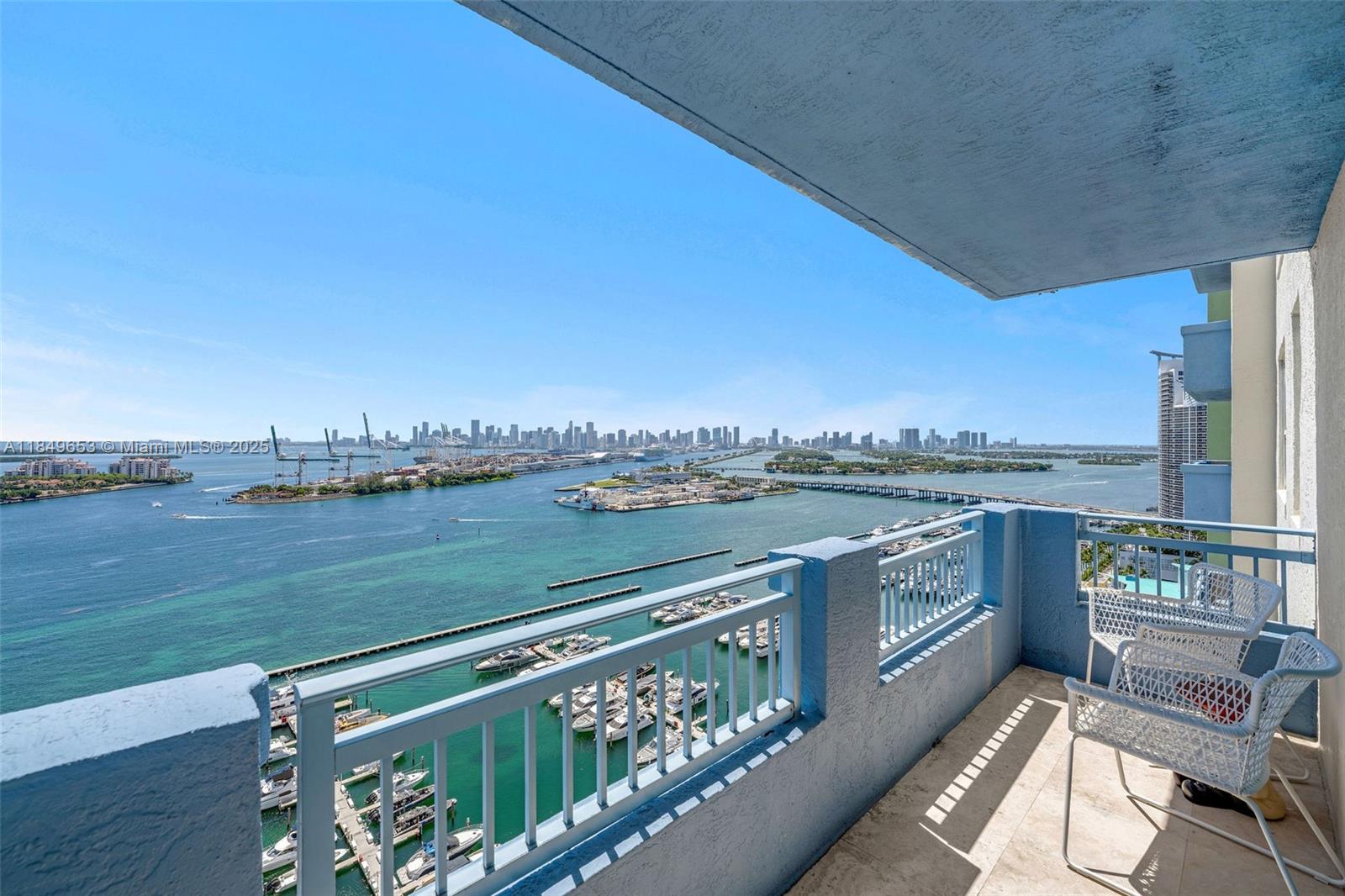 YACHT CLUB AT PORTOFINO C - Residential