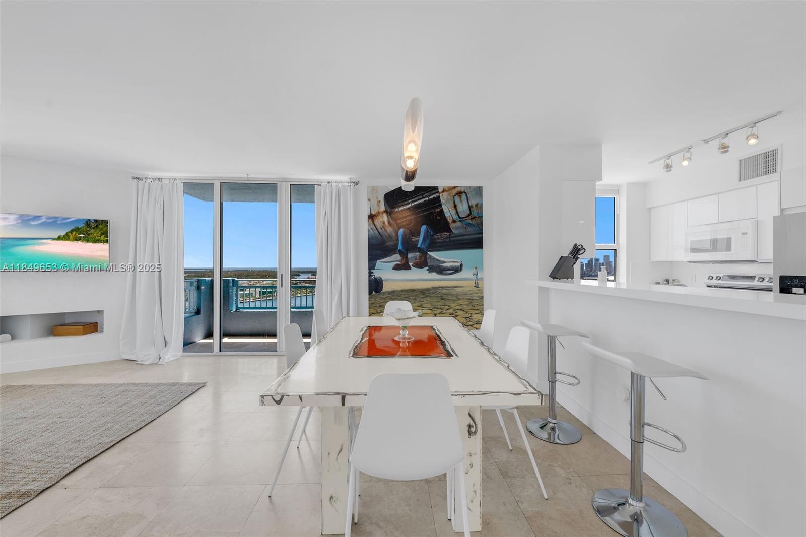 YACHT CLUB AT PORTOFINO C - Residential