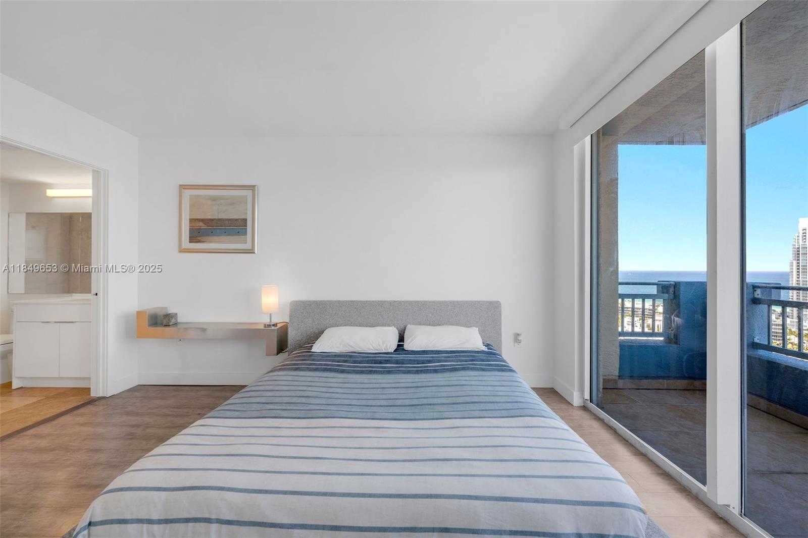 YACHT CLUB AT PORTOFINO C - Residential