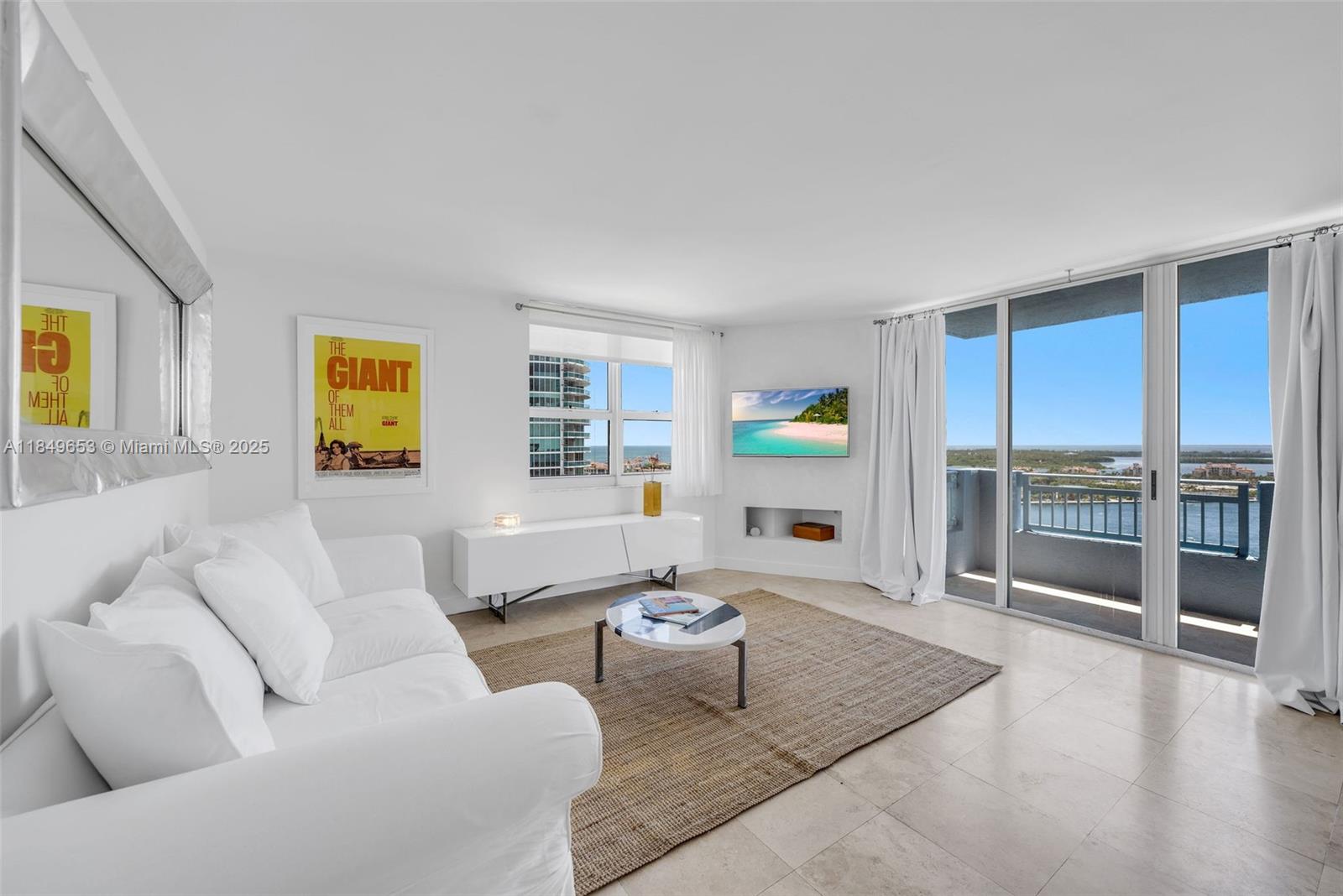 YACHT CLUB AT PORTOFINO C - Residential