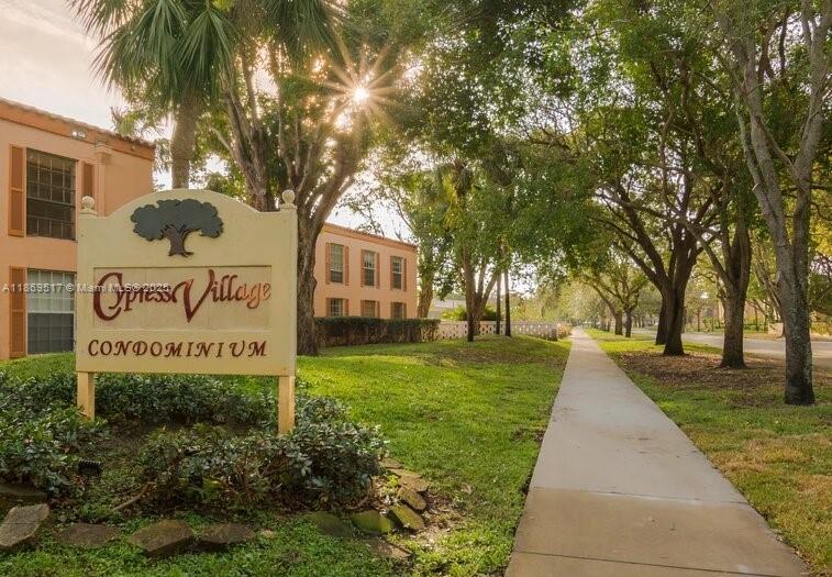 CYPRESS VILLAGE CONDO - Residential Lease