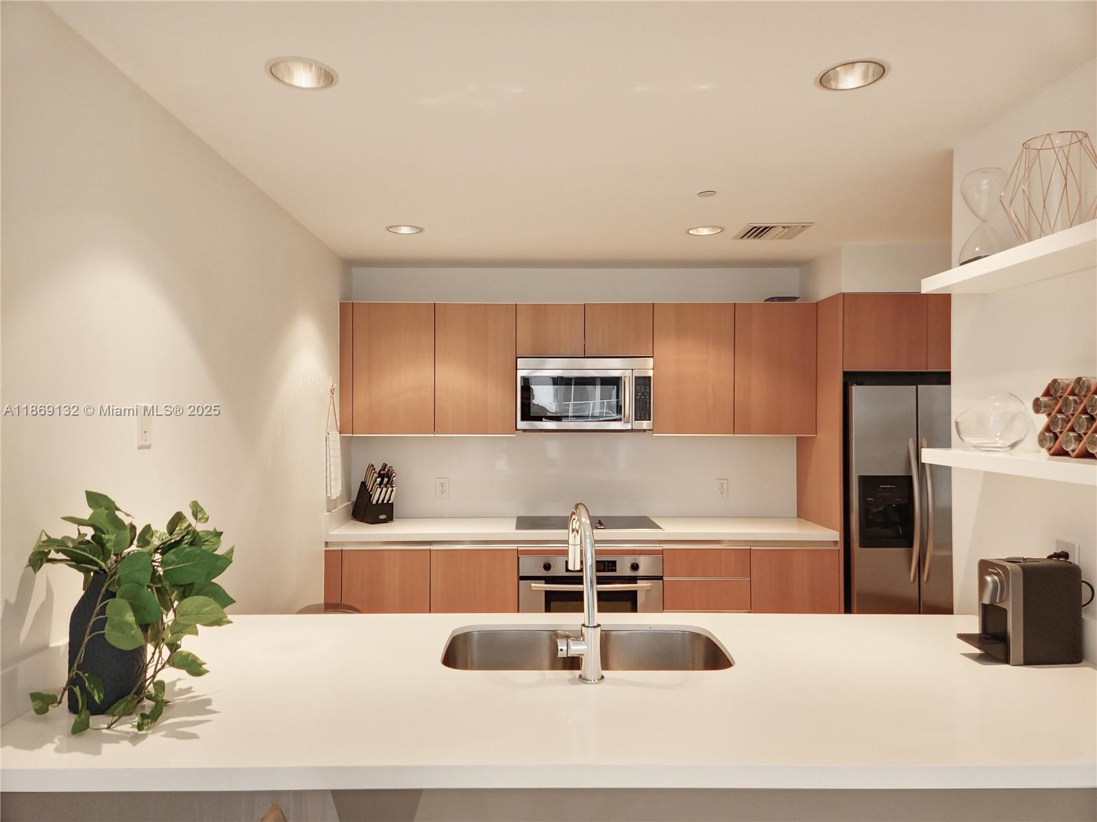 1060 BRICKELL CONDO - Residential Lease