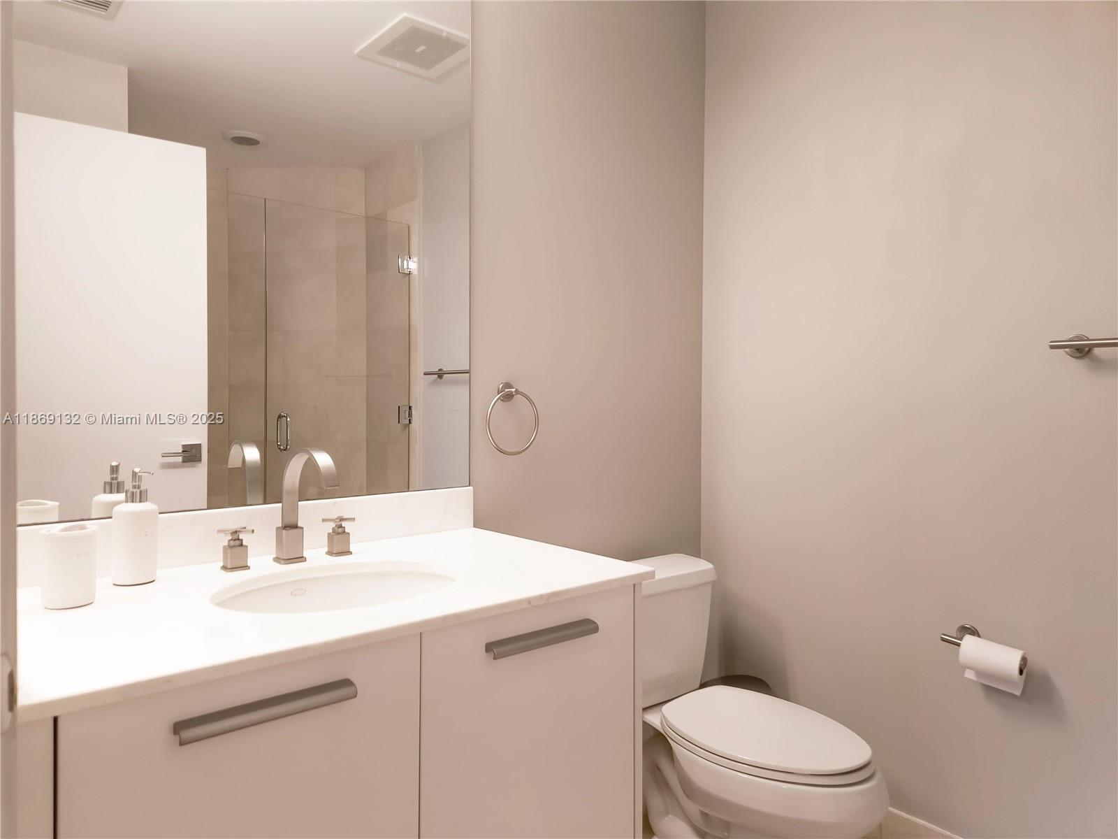 1060 BRICKELL CONDO - Residential Lease