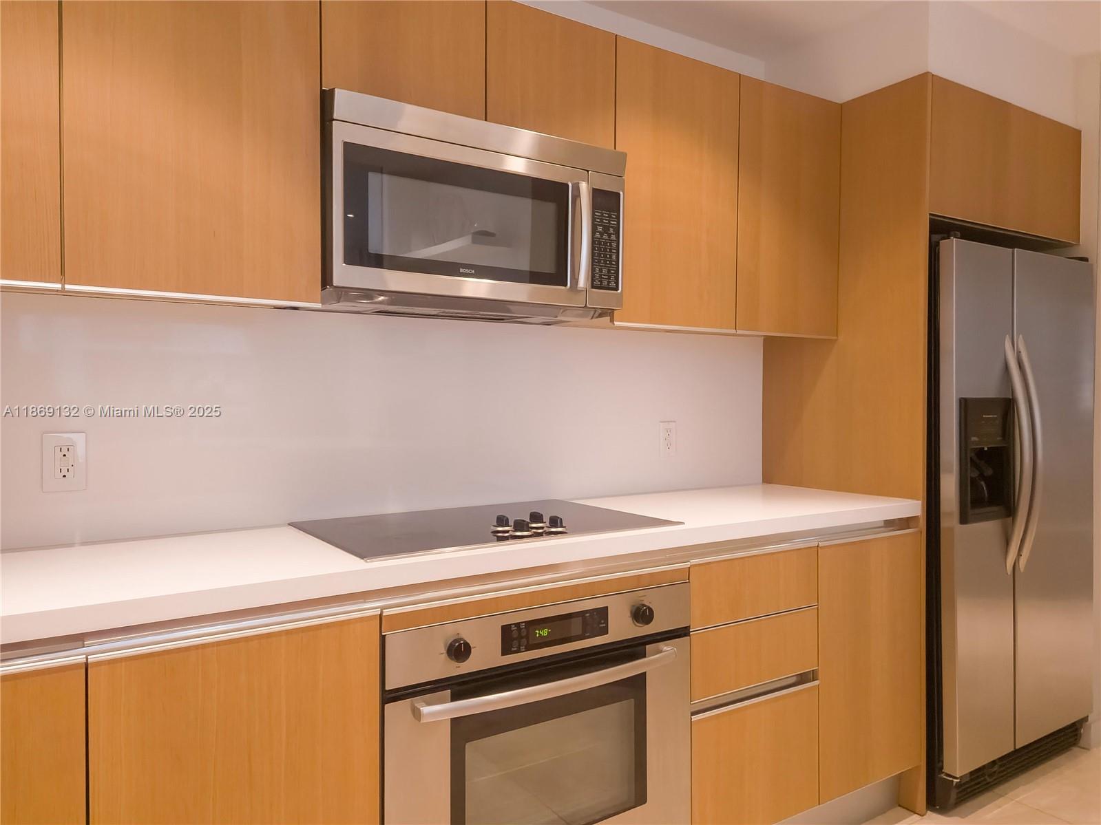 1060 BRICKELL CONDO - Residential Lease