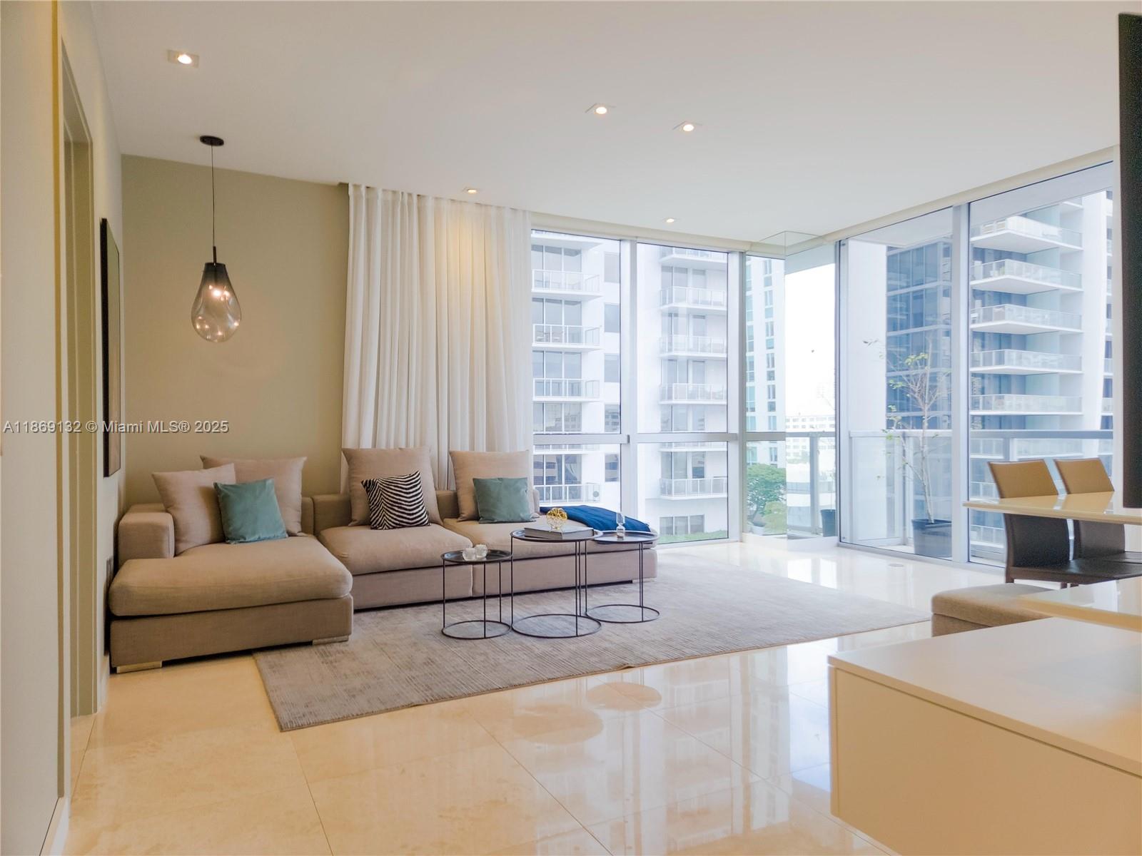 Furnished and professionally designed, this 2 bed / 2.5 bath residence at 1060 Brickell combines sophistication, comfort, and functionality. Featuring modern finishes and stylish interiors, the apartment offers a turnkey lifestyle in the heart of Brickell—Miami’s most vibrant neighborhood—with easy access to top restaurants, art, culture, shopping, and the Metromover.
Pool temporarily closed.