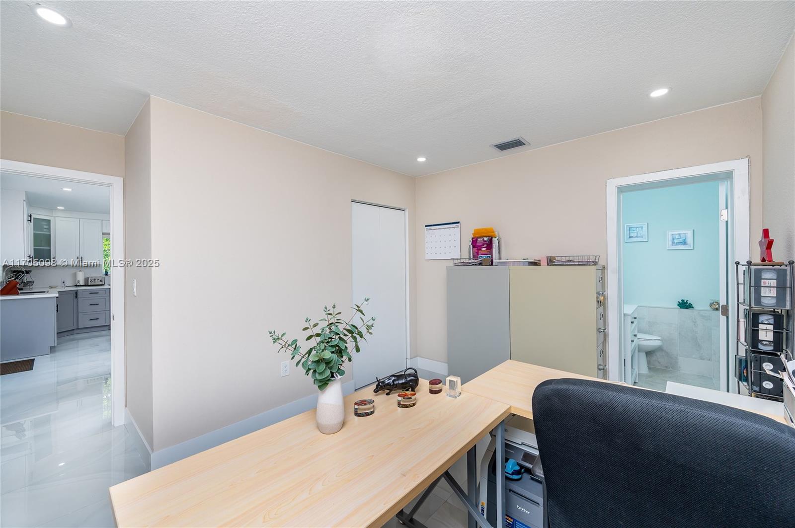 EVERGLADES SUGAR & LAND C - Residential