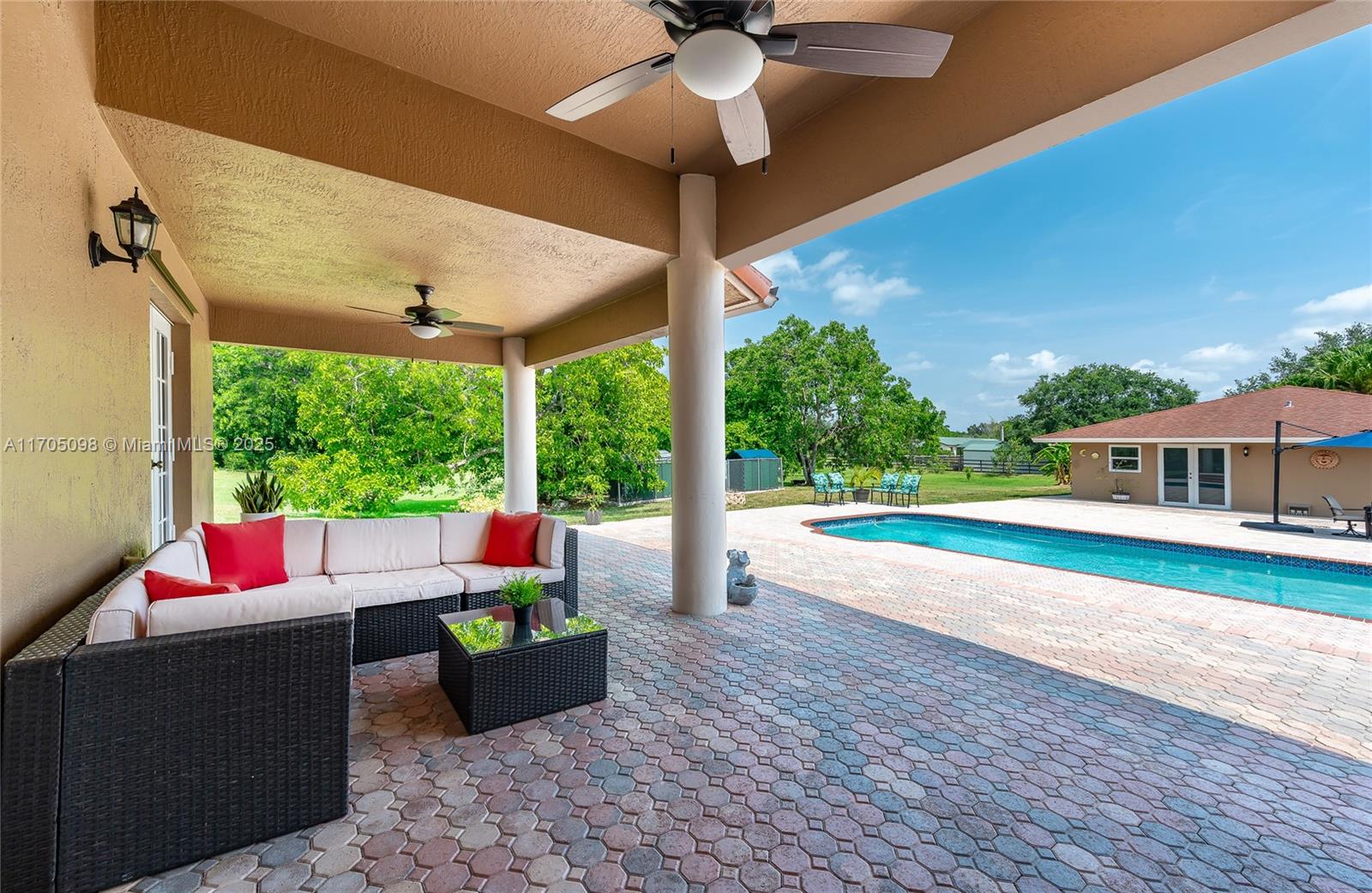 EVERGLADES SUGAR & LAND C - Residential