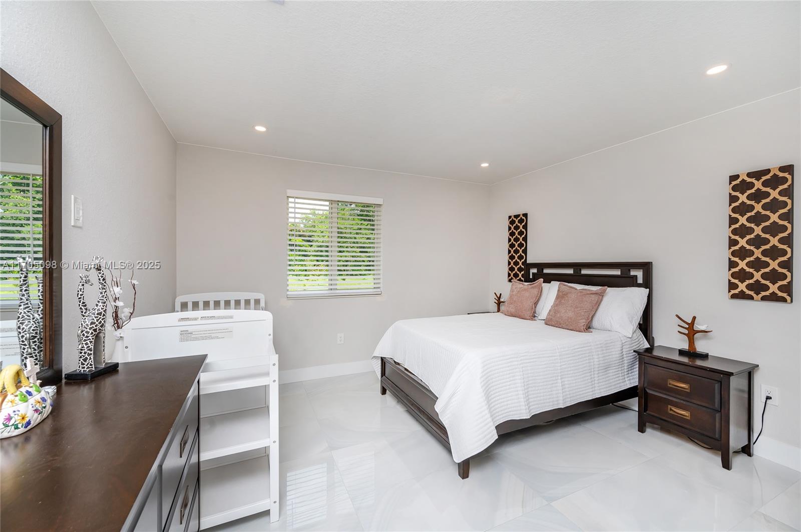 EVERGLADES SUGAR & LAND C - Residential