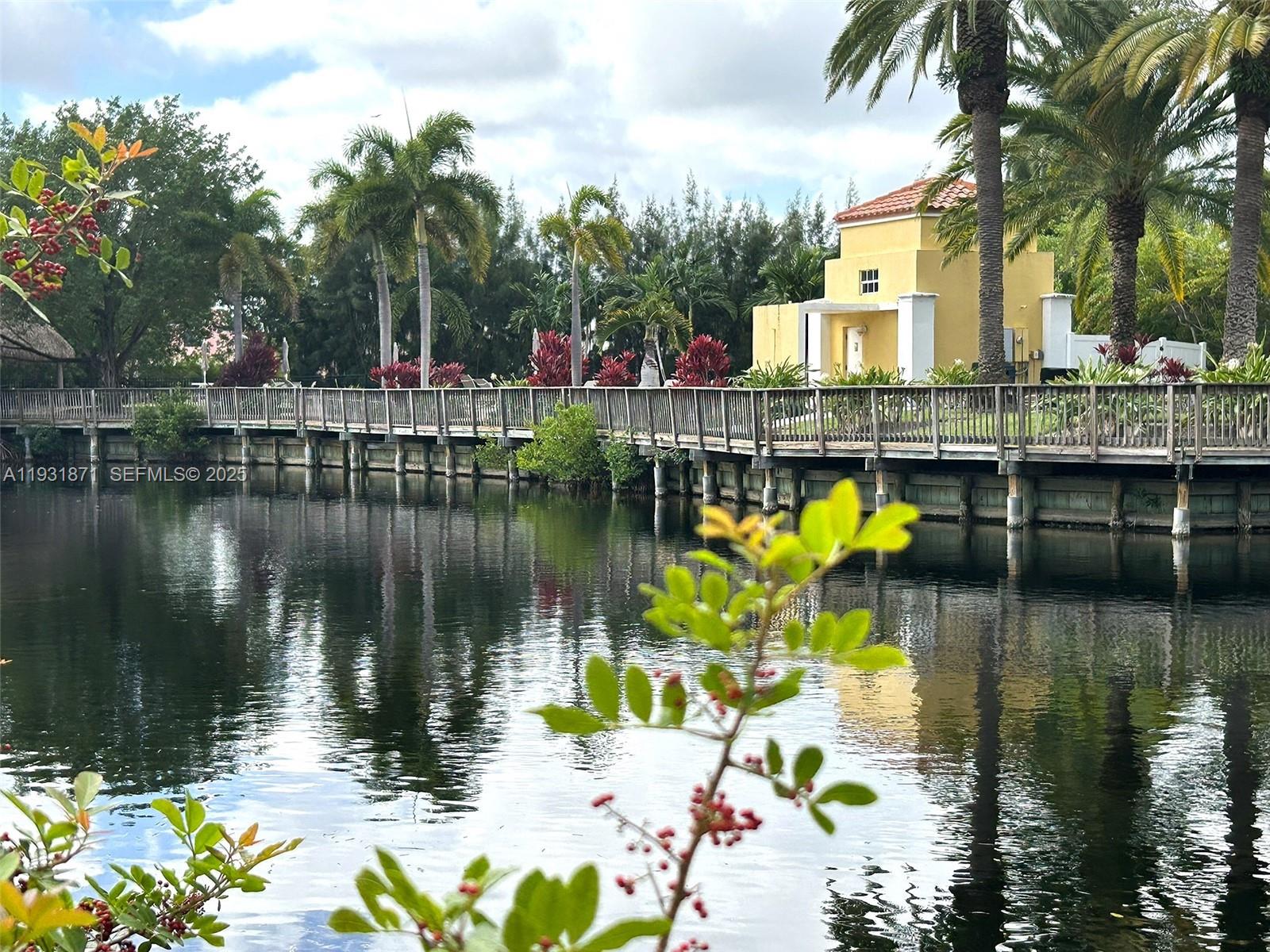 U S LEND LEASE PLAT NO ON - Residential