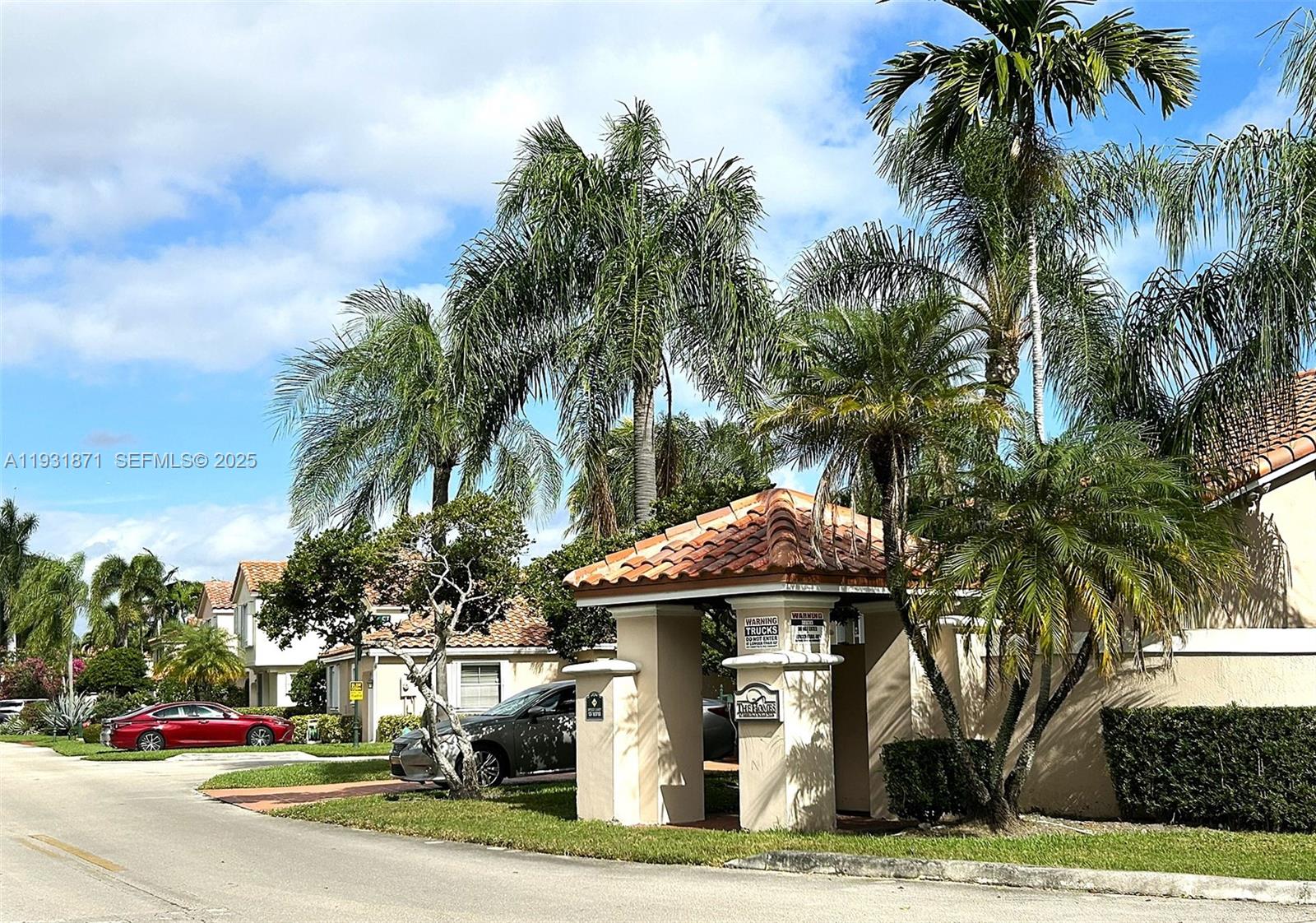 U S LEND LEASE PLAT NO ON - Residential