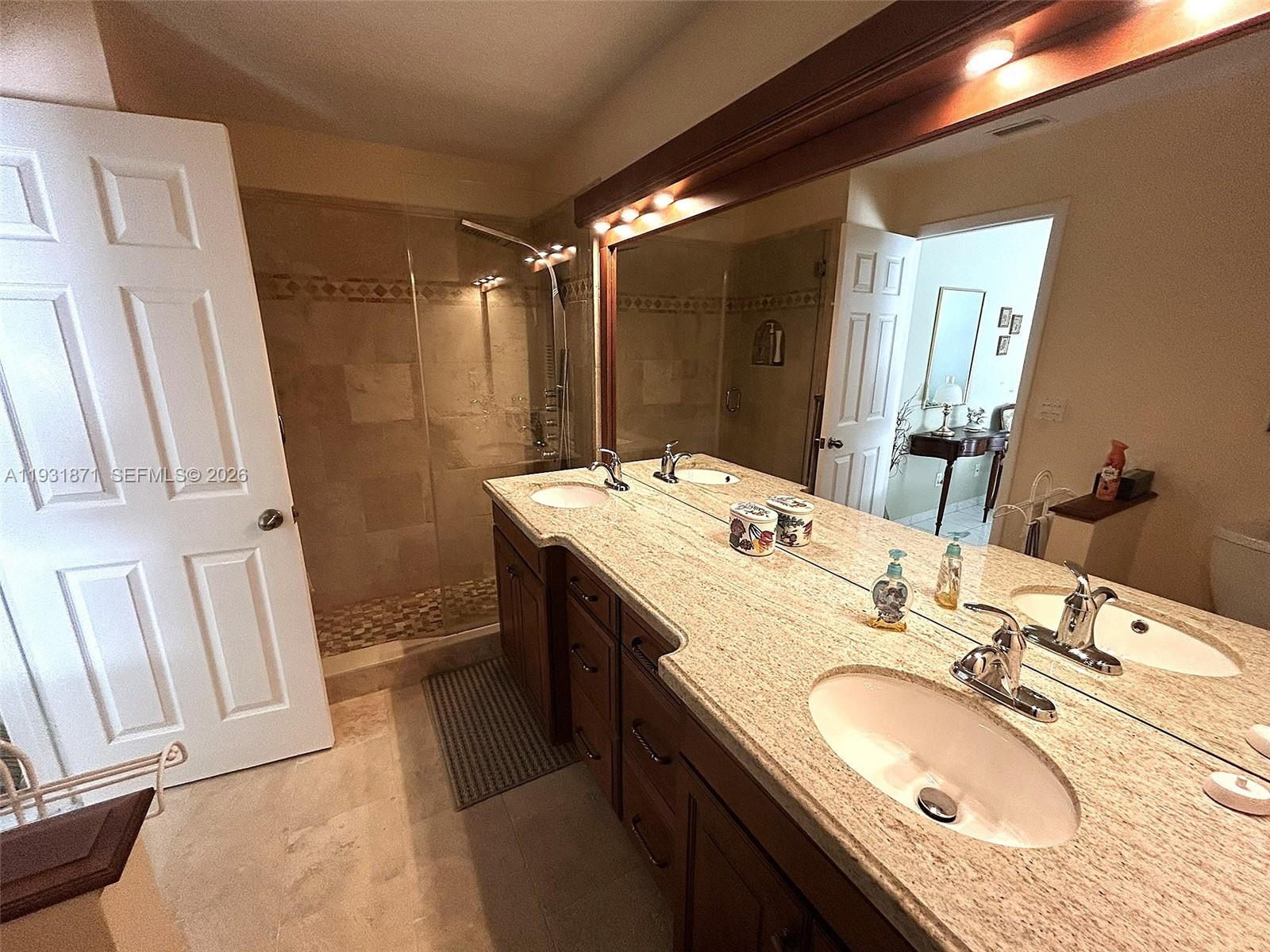 U S LEND LEASE PLAT NO ON - Residential