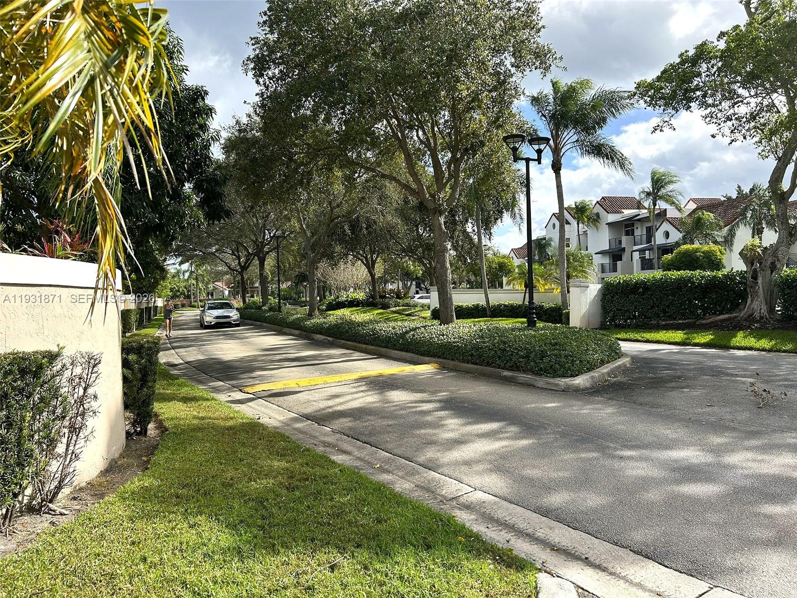 U S LEND LEASE PLAT NO ON - Residential