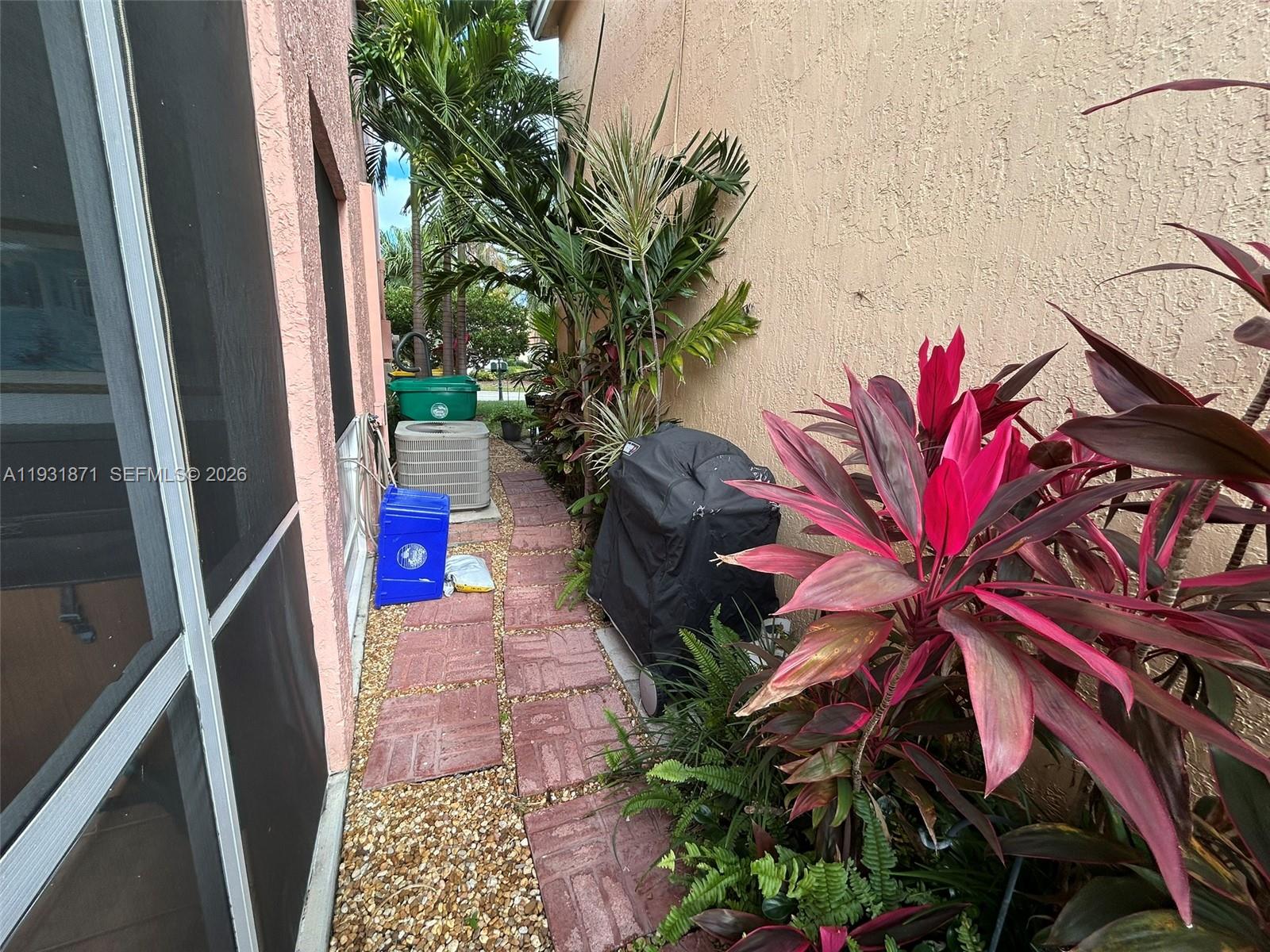 U S LEND LEASE PLAT NO ON - Residential