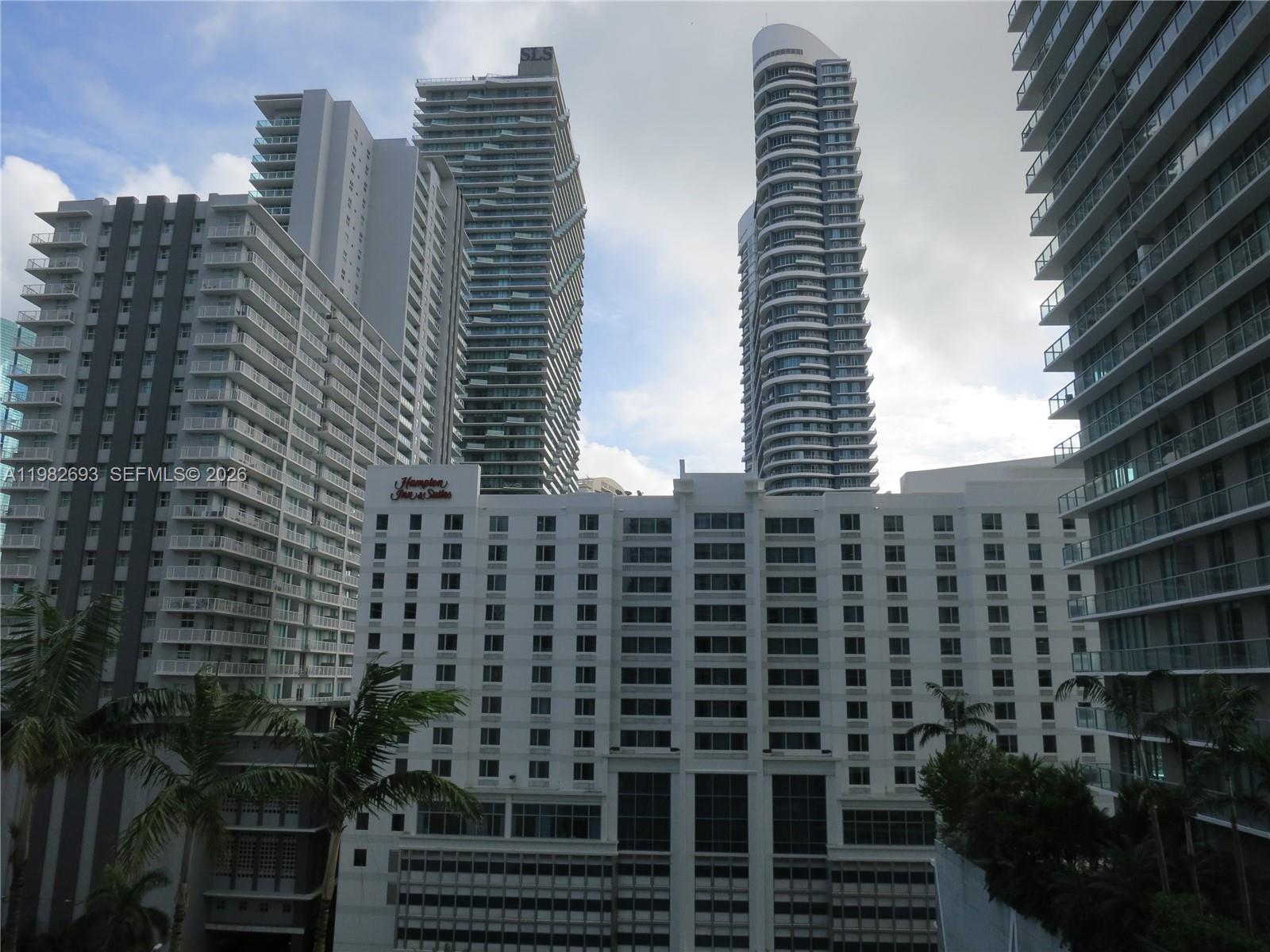 THE AXIS ON BRICKELL II C - Residential Lease