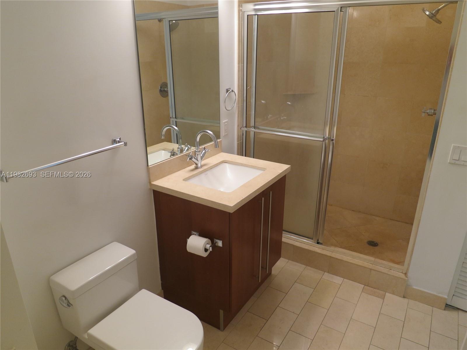 THE AXIS ON BRICKELL II C - Residential Lease