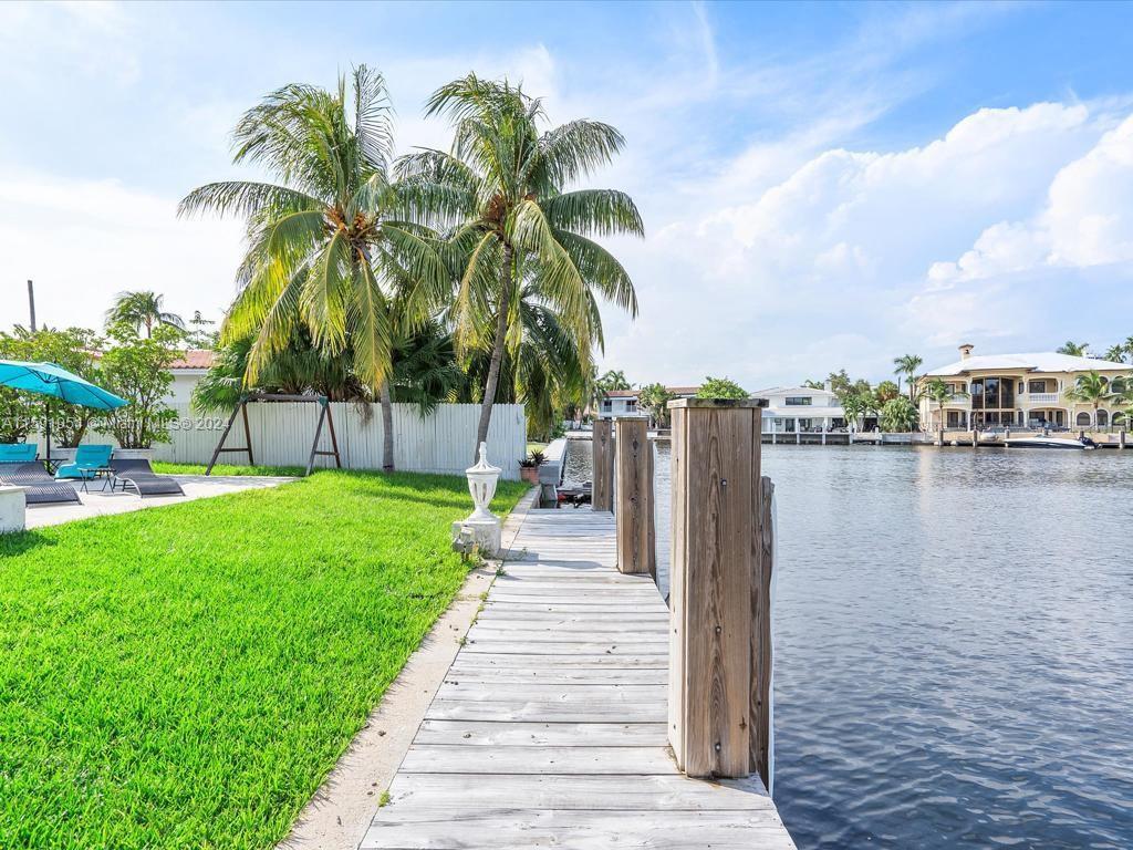 EASTERN SHORES - Residential