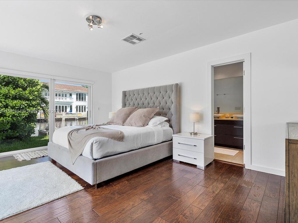 EASTERN SHORES - Residential