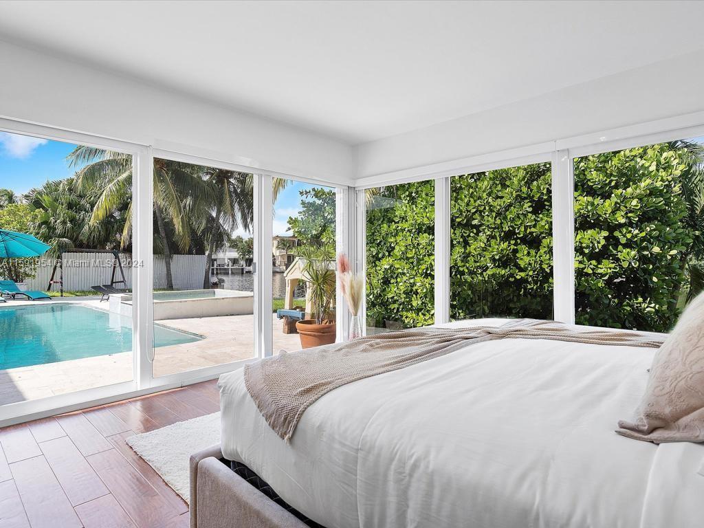 EASTERN SHORES - Residential