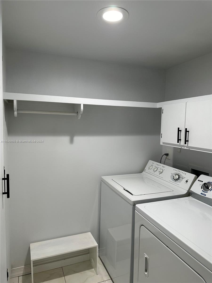 PALM CLUB VILLAGE I CONDO - Residential Lease