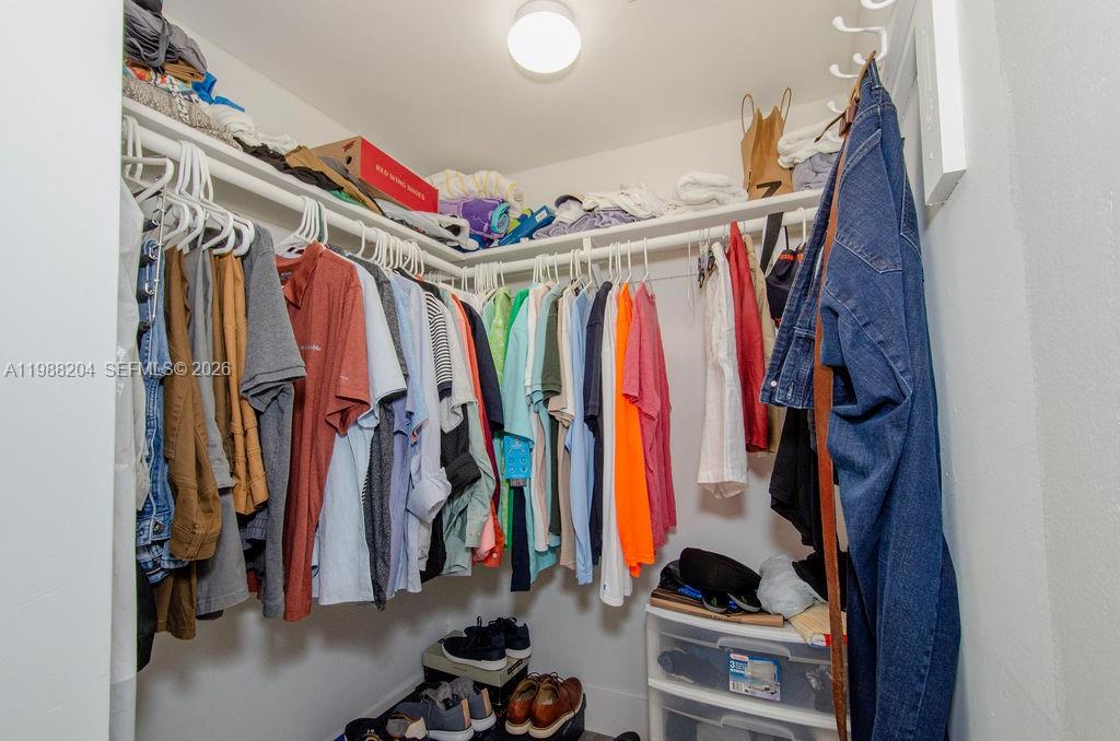 ANDES CONDO - Residential Lease