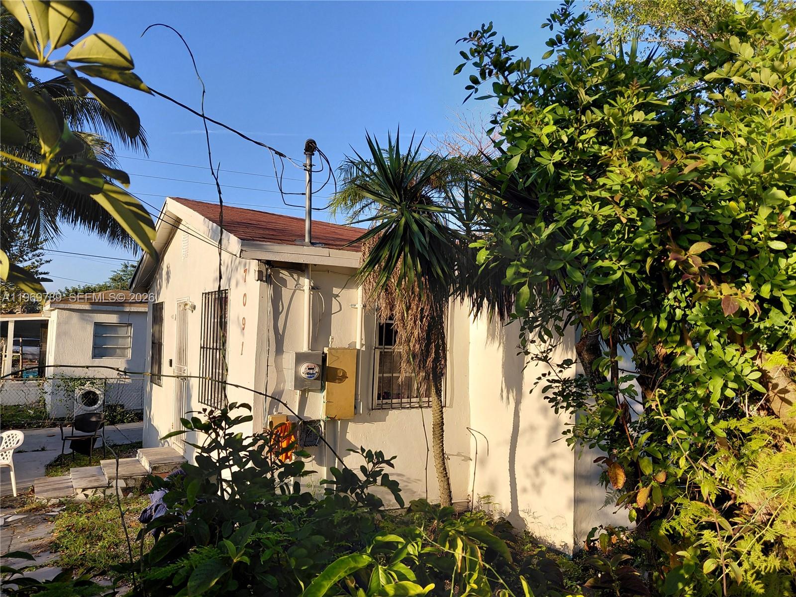 PARA VILLA HEIGHTS - Residential