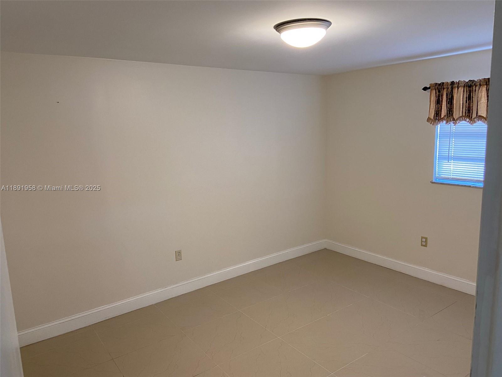 SWEETWATER GARDENS - Residential Lease