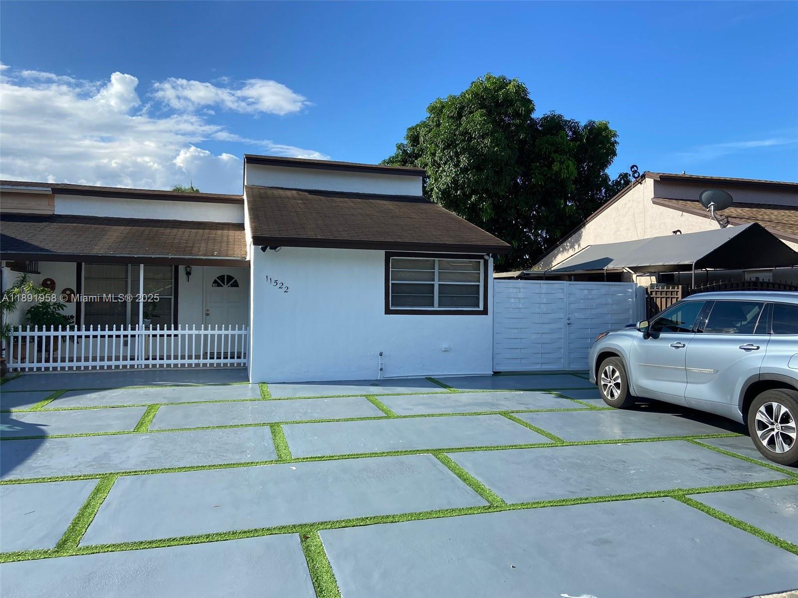 SWEETWATER GARDENS - Residential Lease