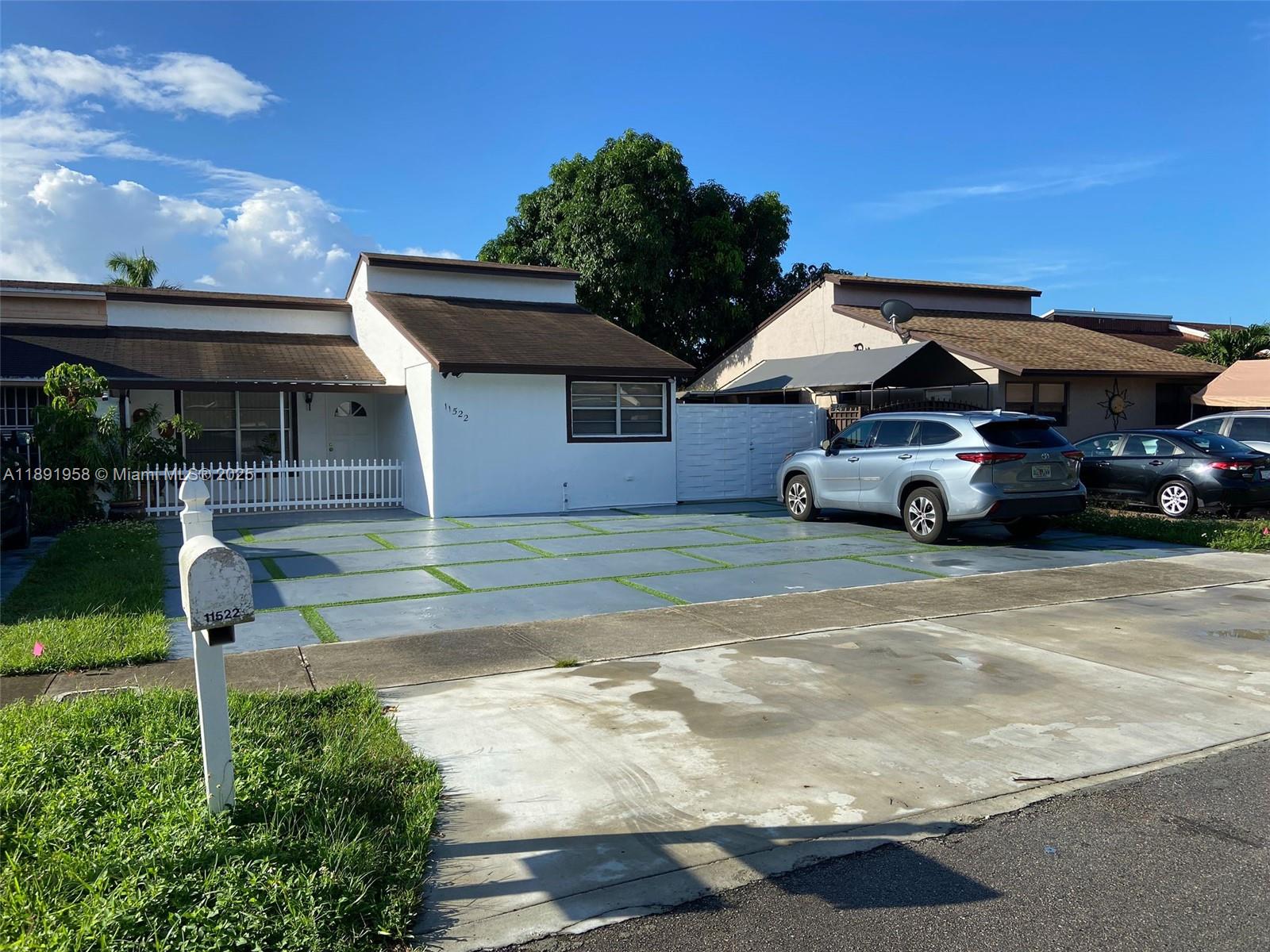 SWEETWATER GARDENS - Residential Lease