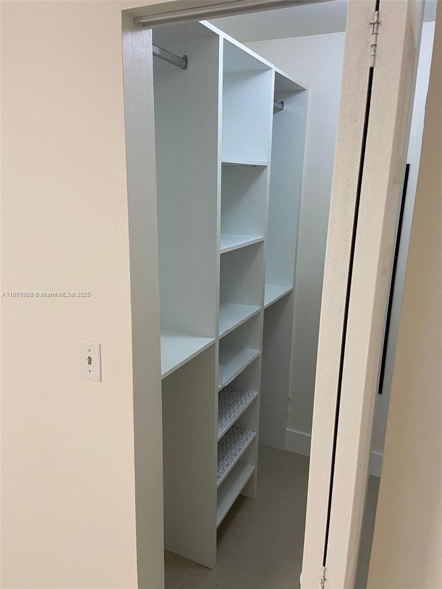 SWEETWATER GARDENS - Residential Lease