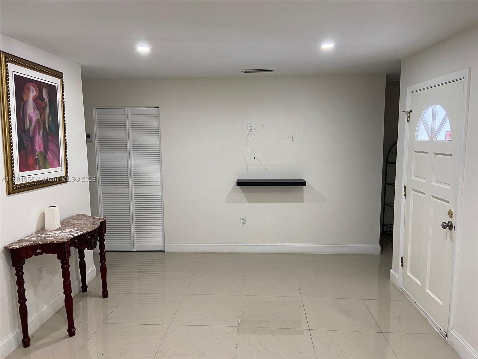 SWEETWATER GARDENS - Residential Lease