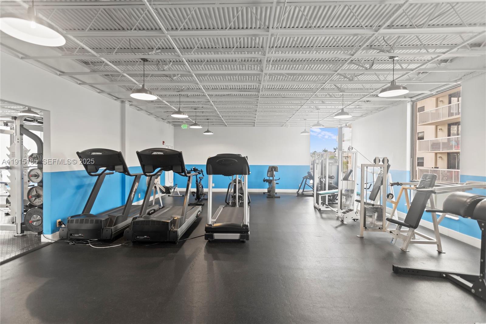 ALLINGTON TOWERS CONDO - Residential