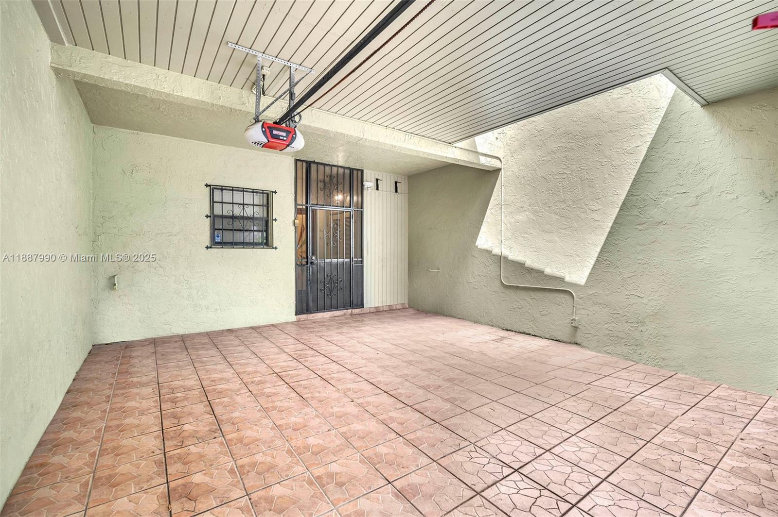 COSTA DEL SOL CONDO NO 2 - Residential