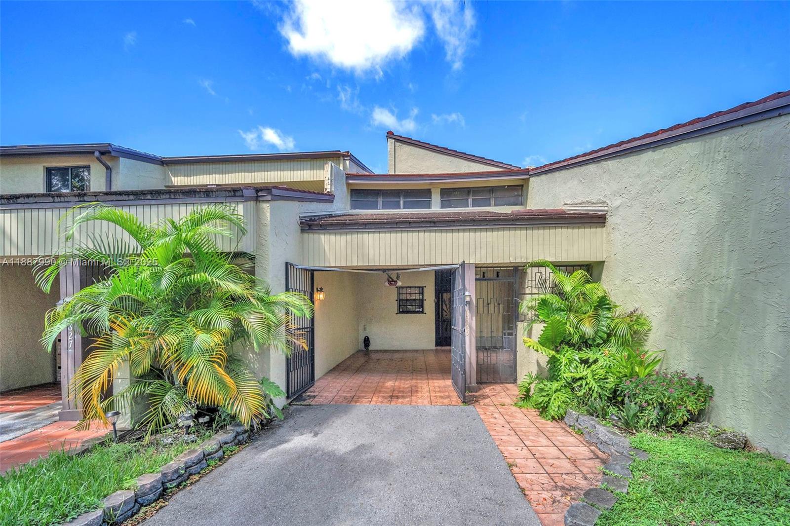 COSTA DEL SOL CONDO NO 2 - Residential