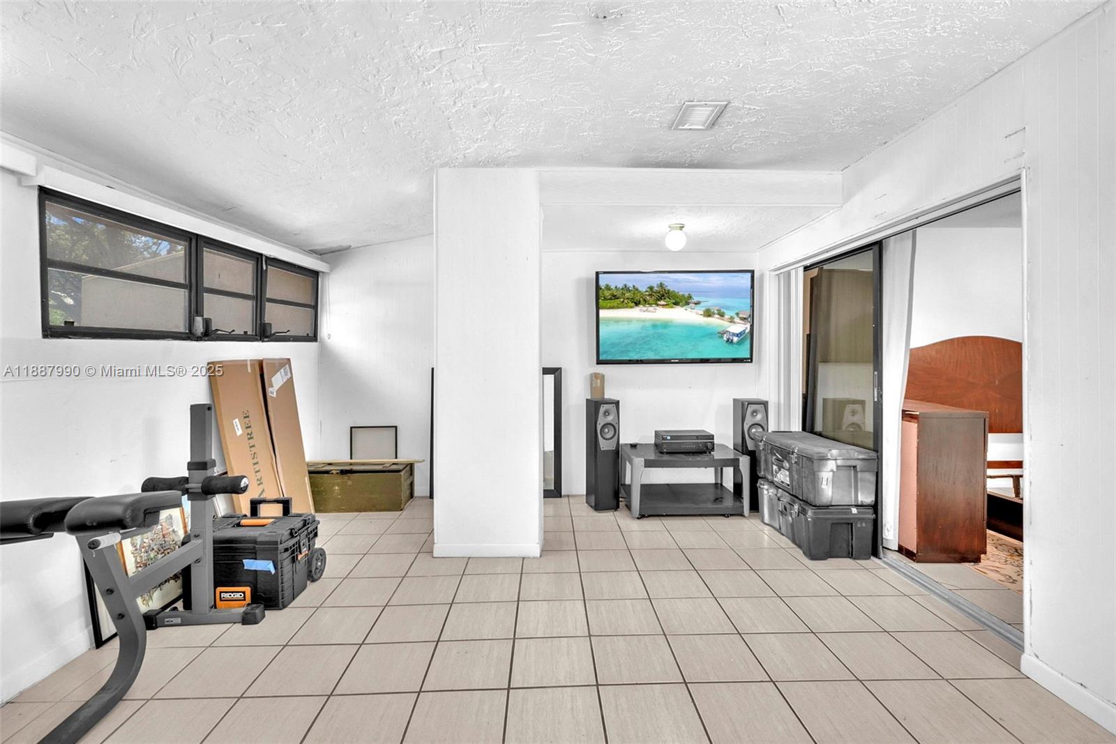 COSTA DEL SOL CONDO NO 2 - Residential