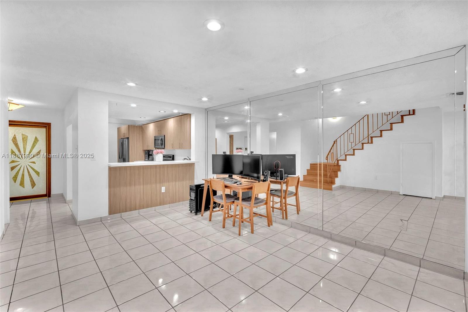 COSTA DEL SOL CONDO NO 2 - Residential