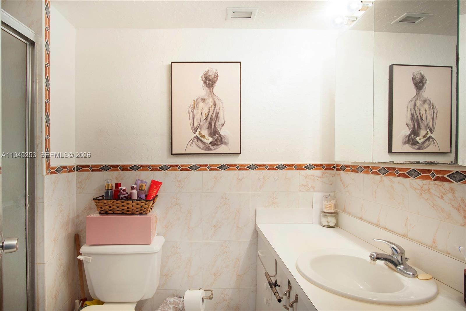 MAJORCA TOWERS CONDO - Residential