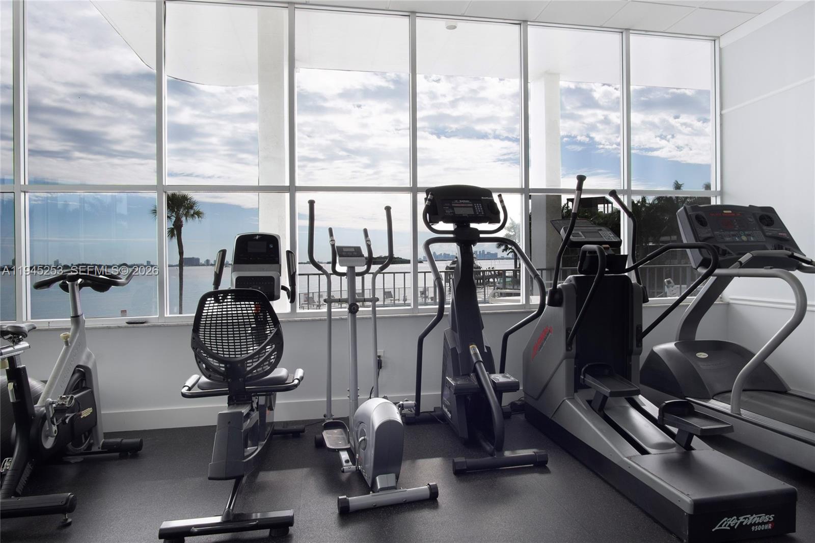 MAJORCA TOWERS CONDO - Residential