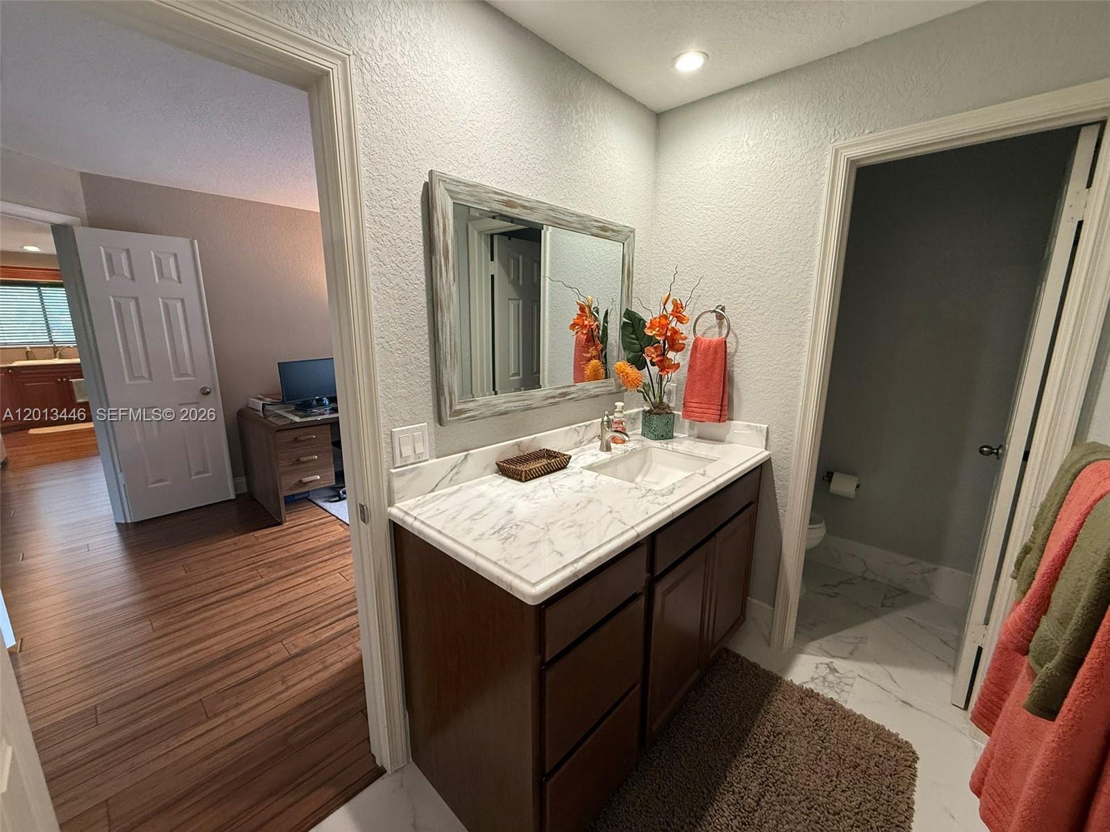 LEXINGTON GREEN CONDO - Residential