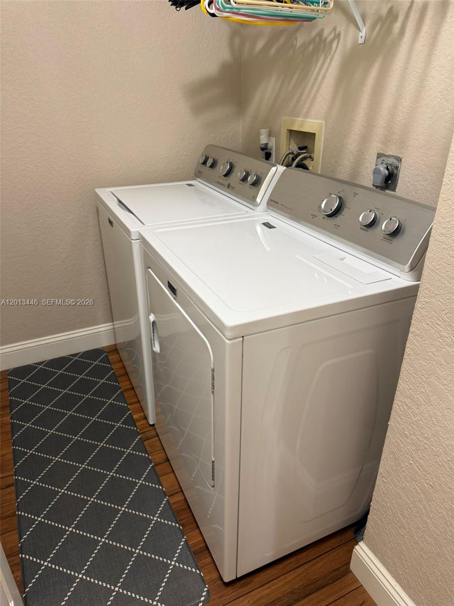 LEXINGTON GREEN CONDO - Residential