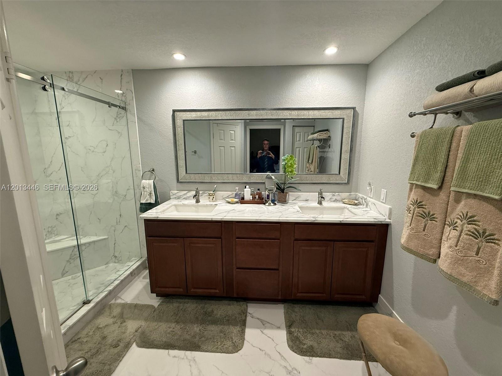 LEXINGTON GREEN CONDO - Residential