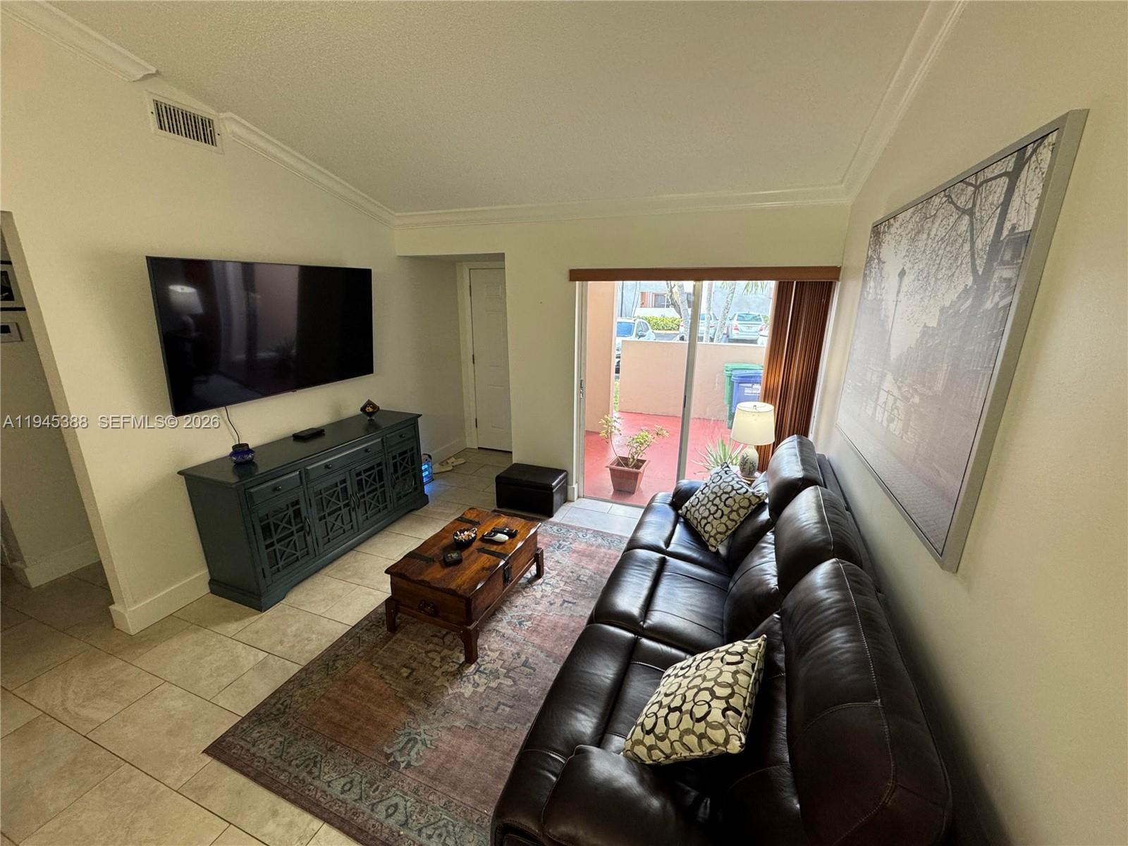 CHATEAUBLEAU AT HAMMOCKS - Residential