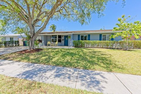 15835 SW 101st Ave Miami FL 33157