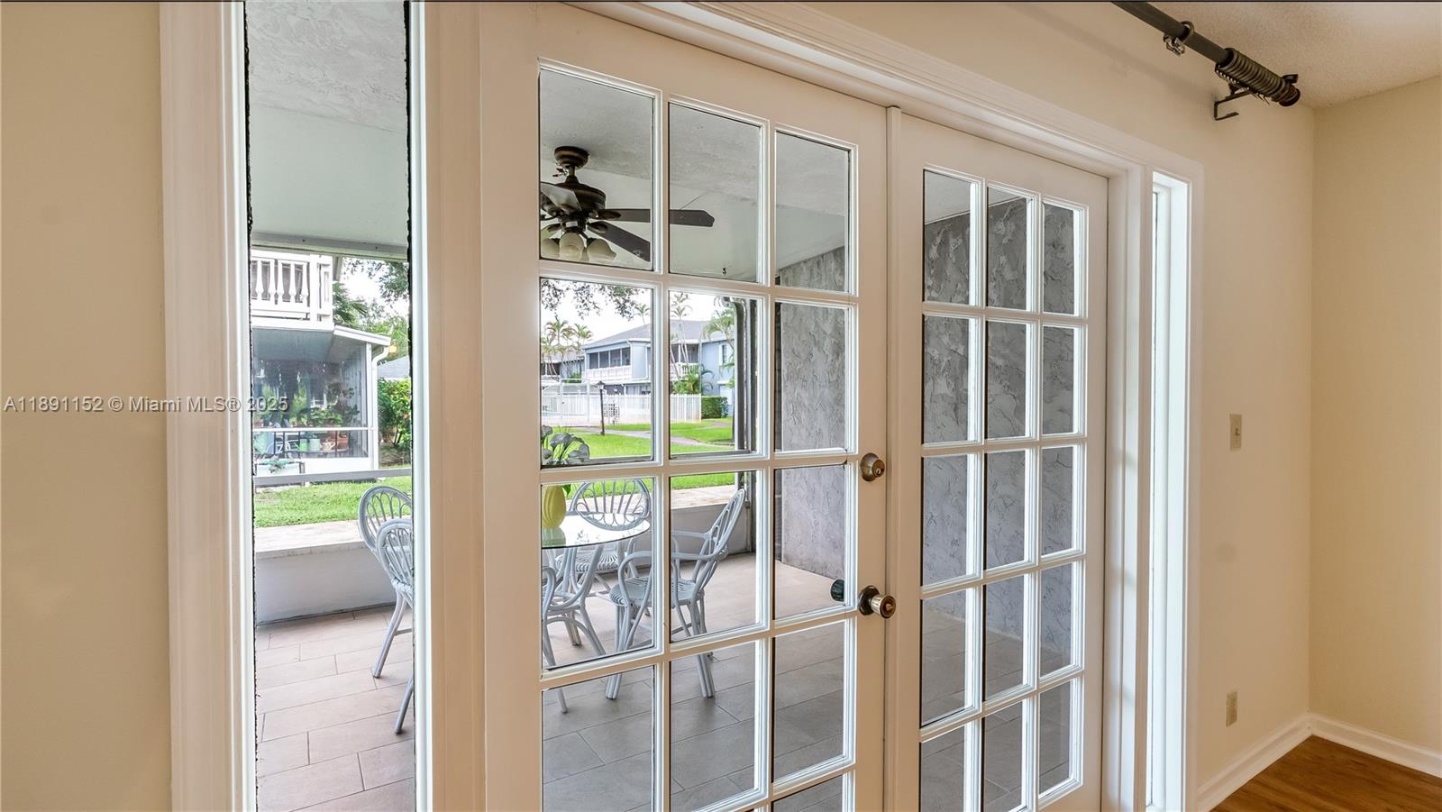 OAK PATHS CONDO - Residential Lease