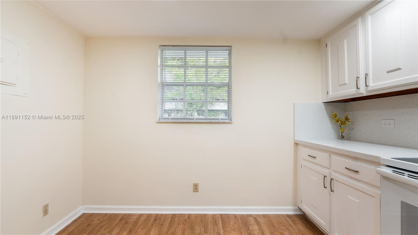 OAK PATHS CONDO - Residential Lease