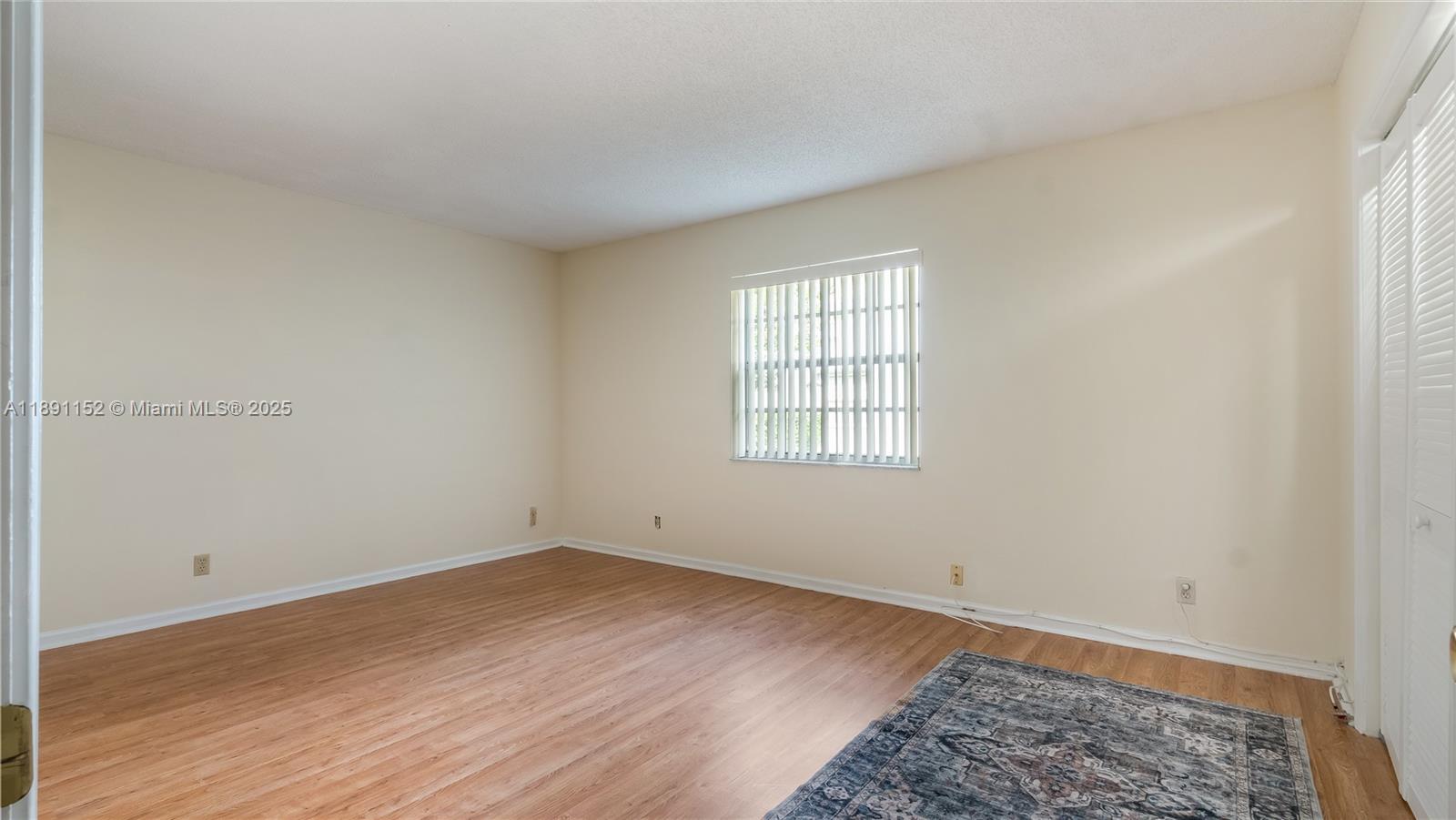 OAK PATHS CONDO - Residential Lease