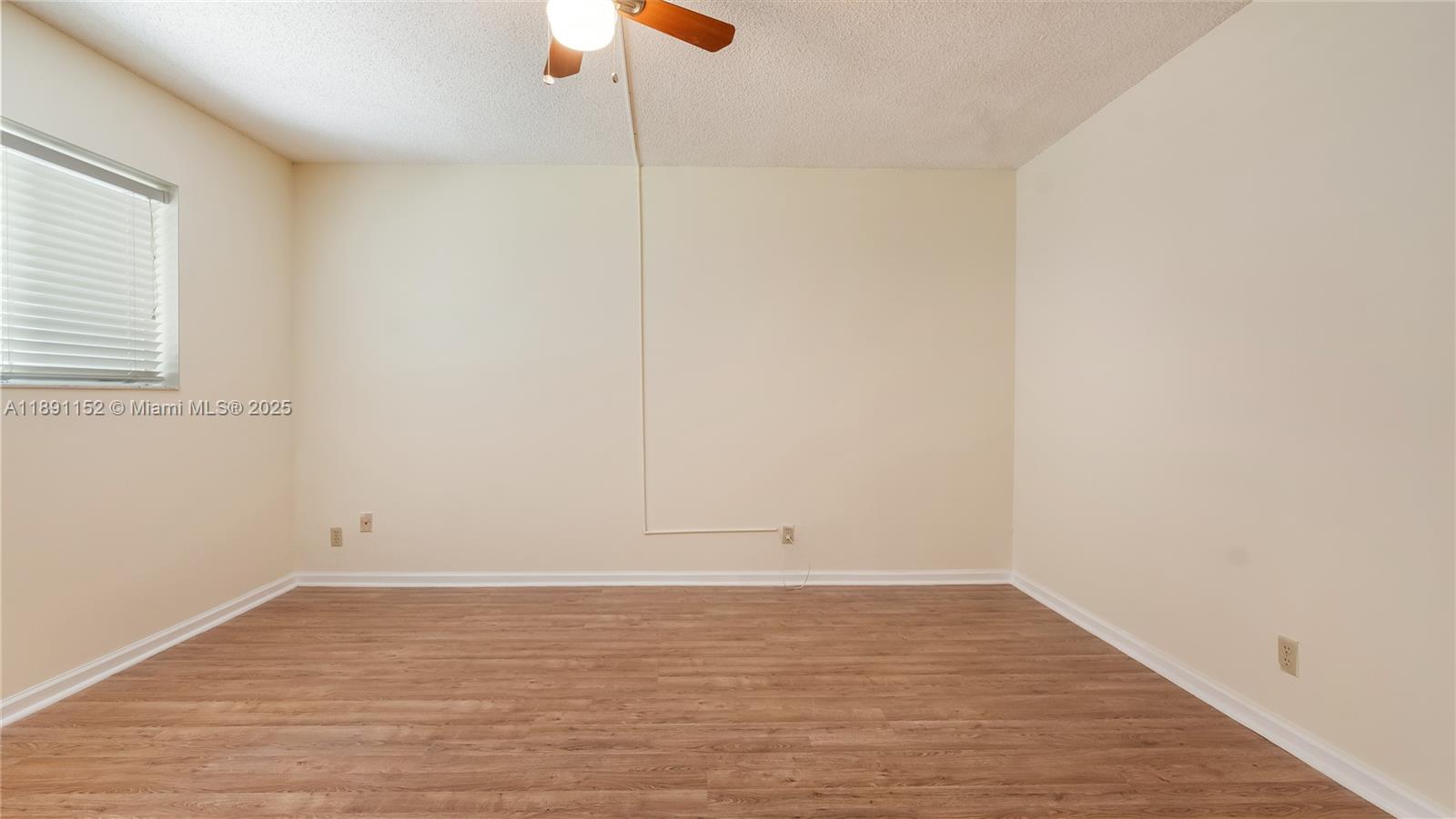 OAK PATHS CONDO - Residential Lease