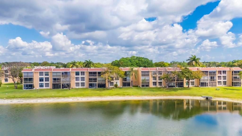 CORAL GATE III CONDO - Residential